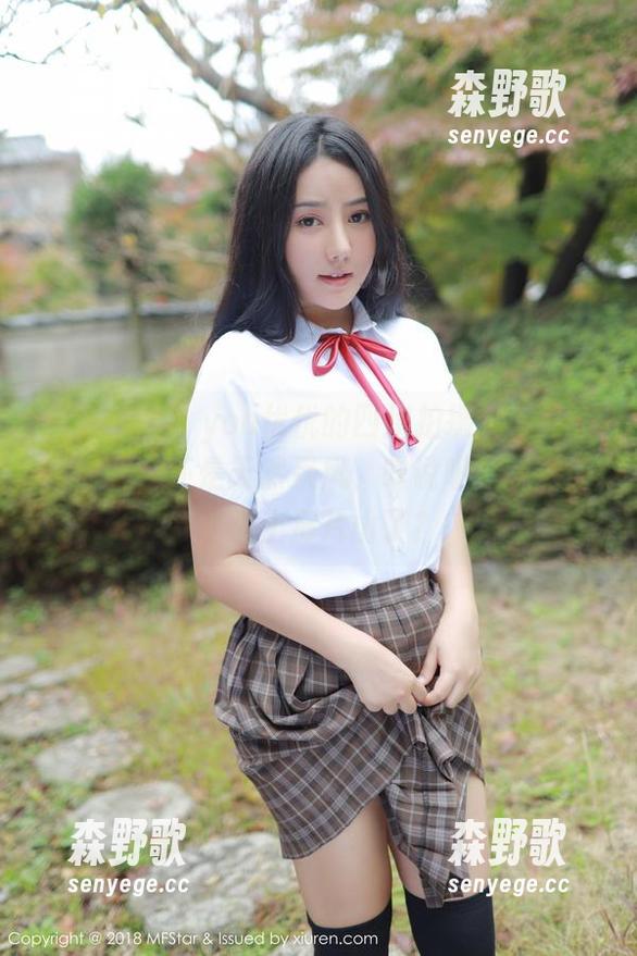 模范学院 - yoo优优的四川拍摄终于又有新内容，还是天然呆风，咋说呢…我觉得她爱上那片山了？