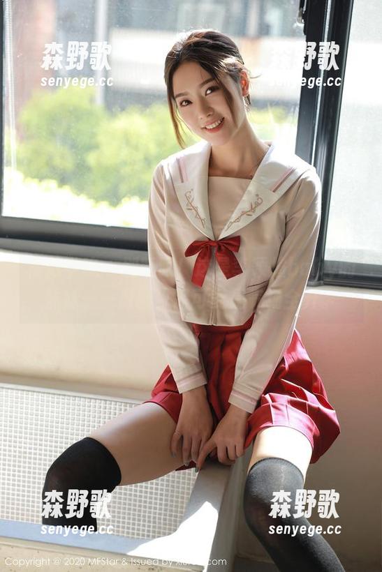 模范学院 - 别眨眼！这是李颖煊baby的妹妹——最新作品可能是气场全开。