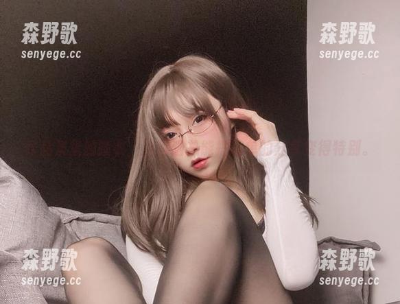 作品集里的睡衣，次屁啦总能把简单的分享变得特别。