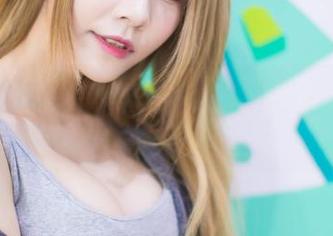 爱蜜社 – 我能说吗？莉娜lena的女友合集让我意识到，看来我也需要一个女友了！