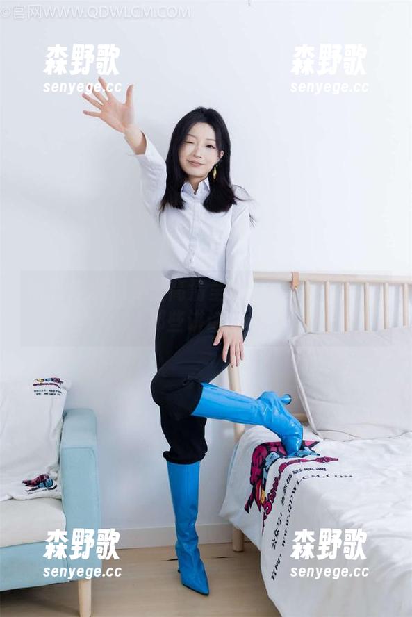 物恋传媒 - 菜菜高清呈现：树的纹路以及那些讲话的树