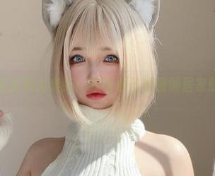 高清套图大集结：狐洛洛子的慵懒居家时光