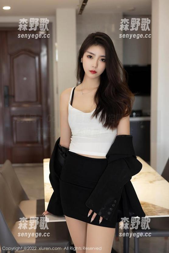 秀人网-Candy糖糖 秀人网 - Candy糖糖遇上定制礼服,写真里充满了不设限的可能性