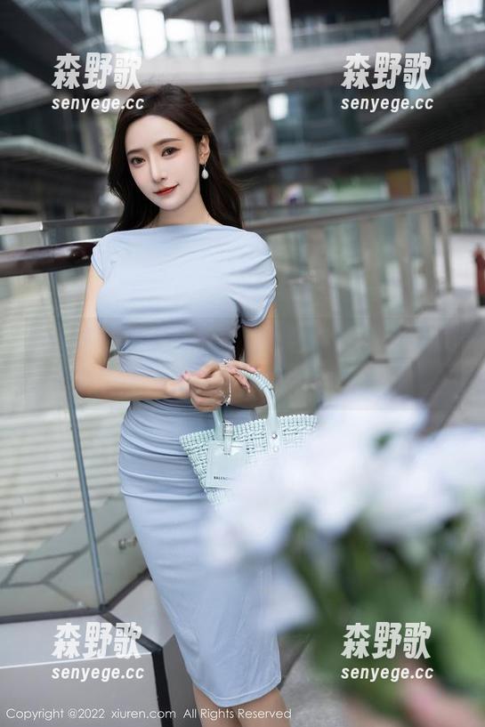 秀人网 - 修女装多了几分色，安然Maleah的高清图包很能放飞想象