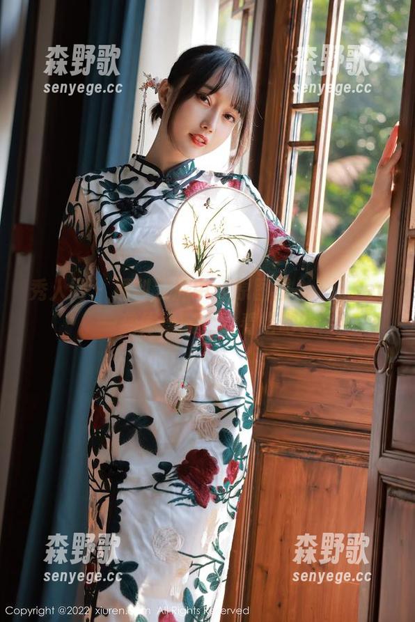 秀人网 - 福利发派中：原图里，玥儿玥er一袭体操服，没看错吧？