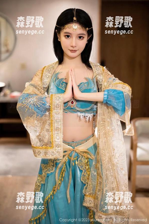 秀人网-艺轩 秀人网 - 艺轩镂空风太迷人,在线看美图,我的眼睛都快闪瞎了!