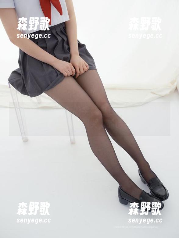 紧急企划 - 奶糖的全套白色图集：这纯白也太让人想哭，哈哈！