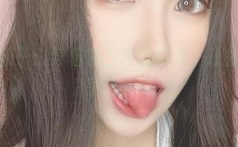 芋圆侑子：穿着甘古特监狱服，让福利超乎想象！