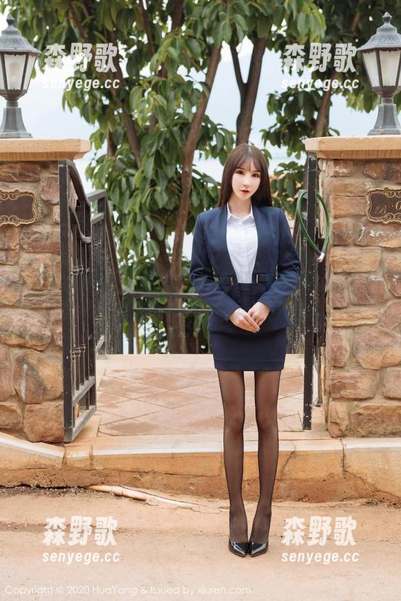 花漾show - 精选张思允Nice图包《女王》，不太懂她的每个姿势让我心神不宁