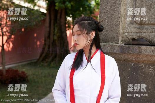 蜜桃社 - Rola的图包，私拍中的女神角色，她就是个迷
