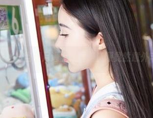 蜜桃社 – 当初月遇上眼镜，资源竟然意外丰富