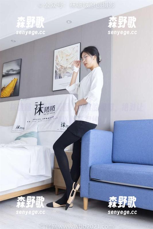 袜啵啵 - 最新美图！熊熊的美脚，绝对让你难以移开视线！