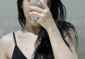 微密圈 – 铁锤姐姐的这组图片，比我吃辣椒还要刺激，果然是个“炸姐”，太厉害了！