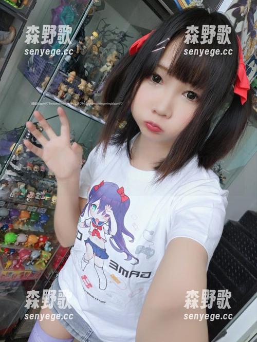 秘书的工作？别逗了，铭铭kizami这合集里的每一张都让人分心。