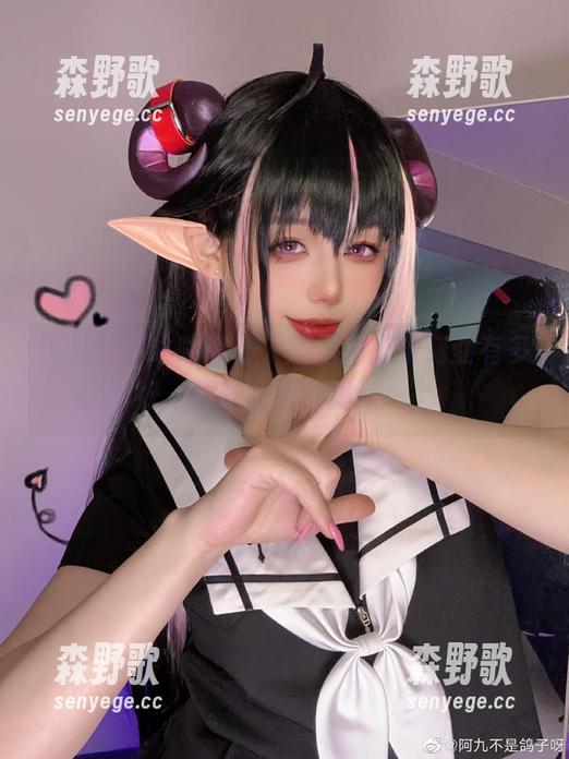 阿九从不咕咕说：“别问我艾米莉亚有多好，下载全套就知道！”