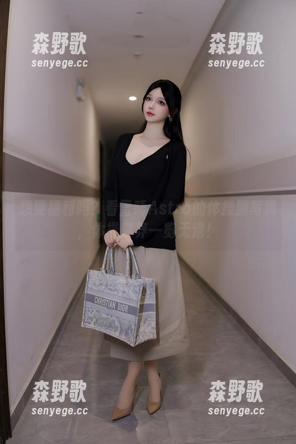 想要福利吗？看雪晴Astra的体操服写真，体操素养一览无遗！