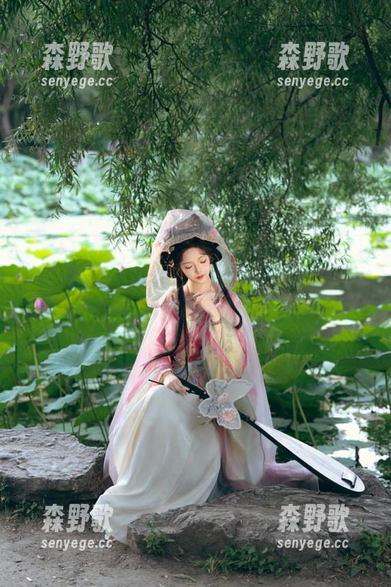 闲情逸致，雯妹不讲道理与衬衫的高清谈话