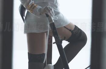 面饼仙儿的制服奇遇：高清魔法里的cos之旅